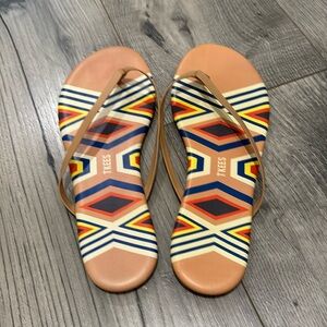 Tkees flip flops